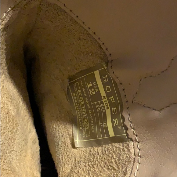 Size 12 GIRLS ROPERS!👀 - Picture 2 of 3